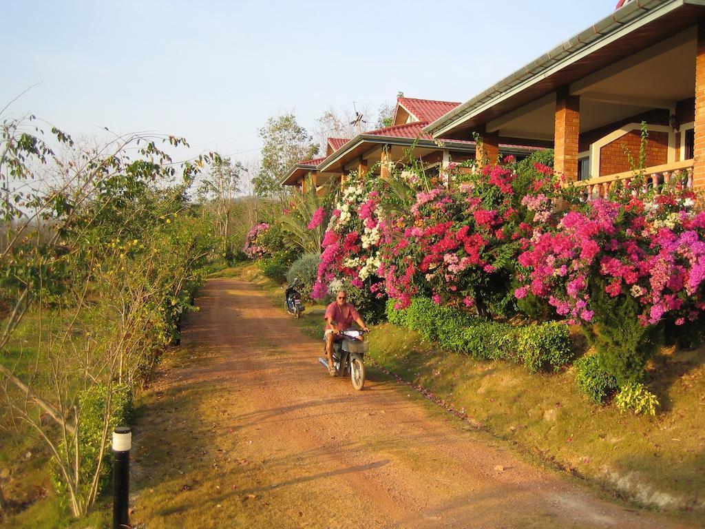 Freedom Estate Sea View Apartments Koh Lanta Exterior photo
